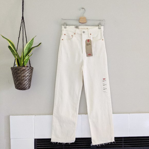 Levi's Denim - NEW Levi's Ribcage Straight Ankle Jean in Ecru